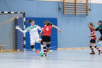 Bild 358 - C-Juniorinnen Loewinnen Cup
